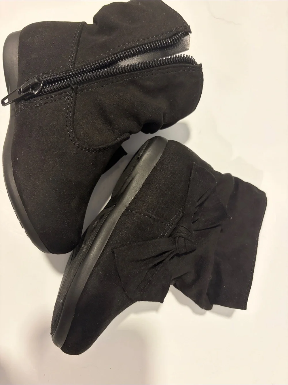 Cat & Jack Black Girls Ruffle Zip Ankle Boots